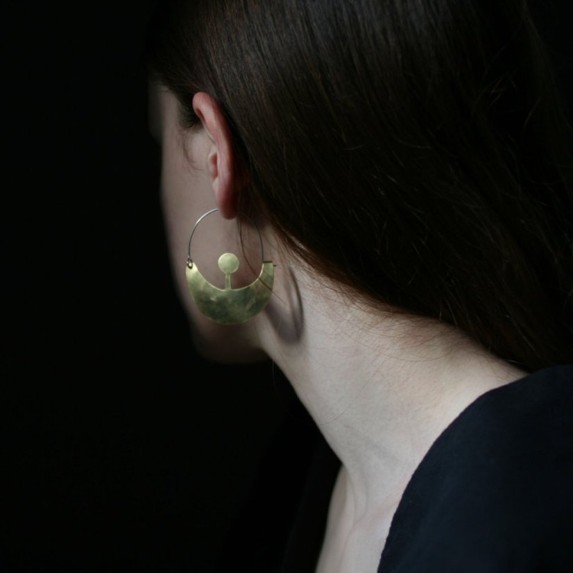 Mosazne náušnice domek a strom na Měsíci – handmade